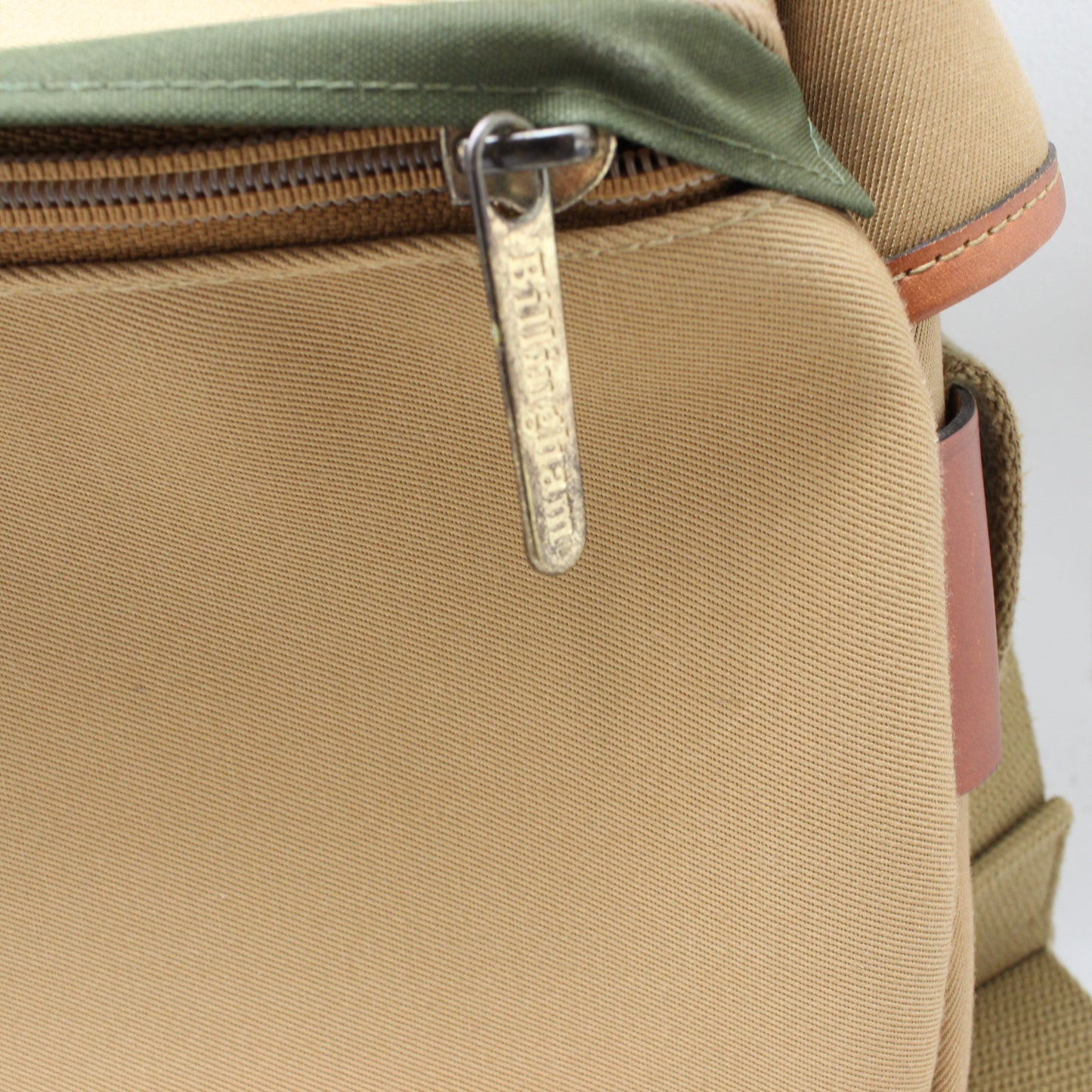 中古 Billingham Hadley pro 旧型 カメラバッグ カーキ×タン