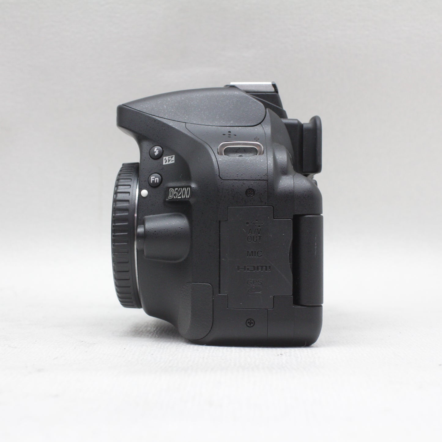 中古品  Nikon D5200 ボディ