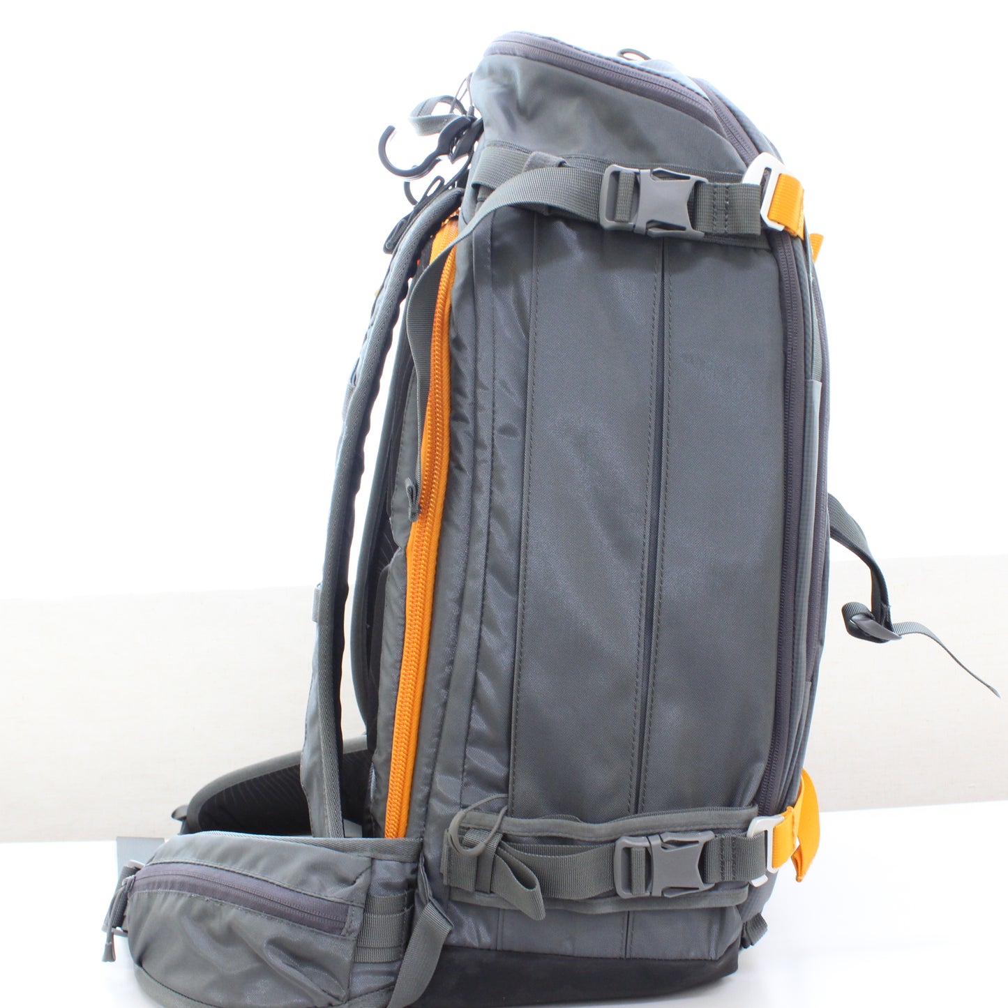 中古 Lowepro whistler BP 450 AW ※生産終了モデル 初代