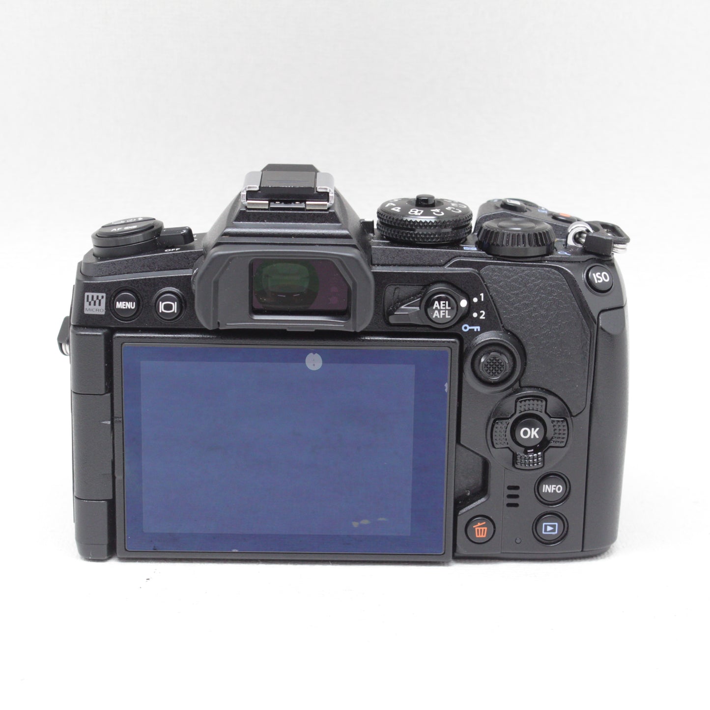 中古品 OLYMPUS E-M1 MarkIIIボディ【1月18日(土)YouTube生配信でご紹介】