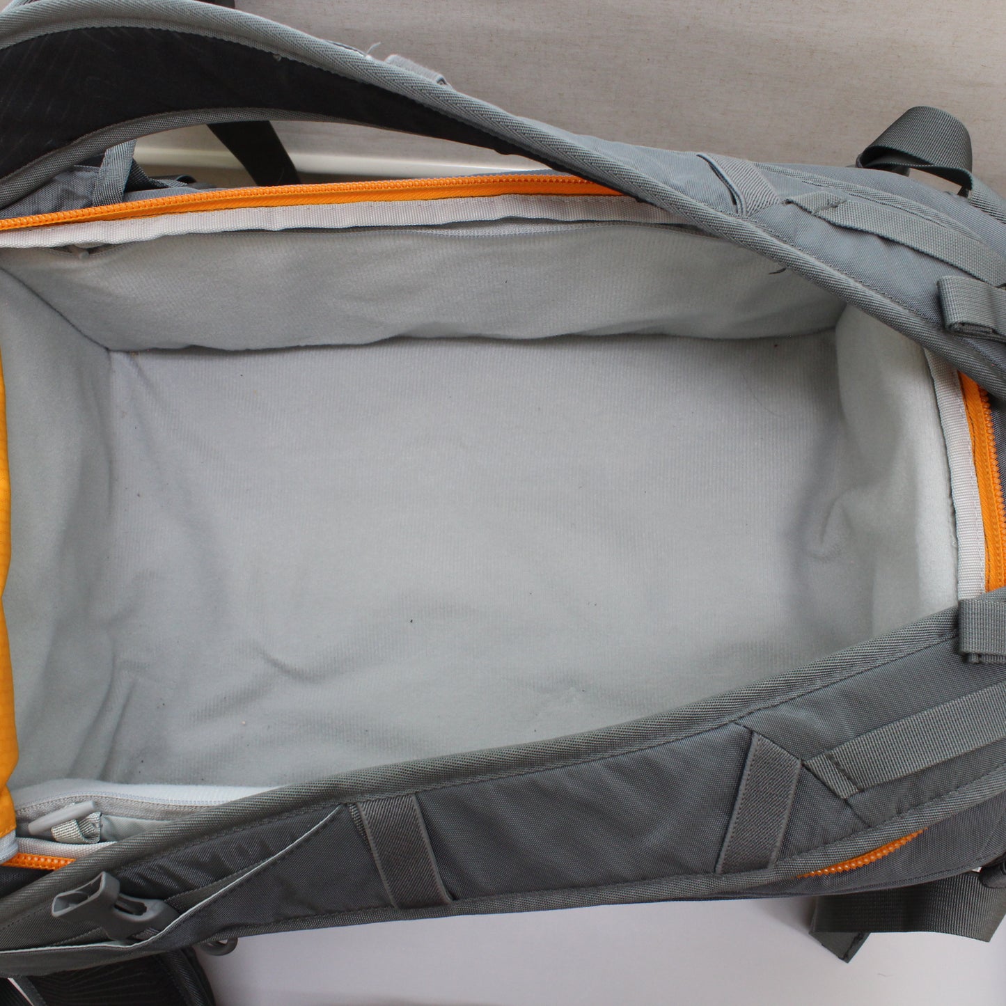 中古 Lowepro whistler BP 450 AW ※生産終了モデル 初代