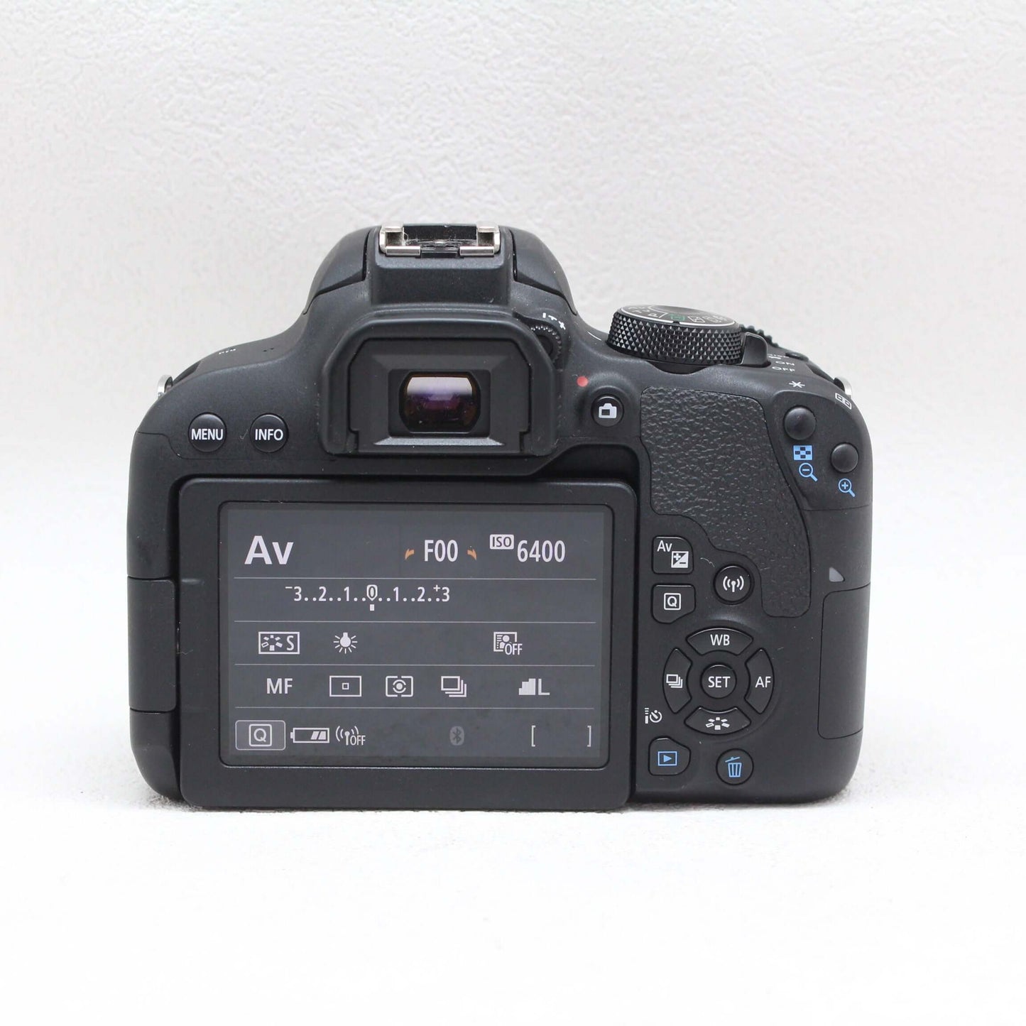 中古品 Canon EOS Kiss X9i レンズキット