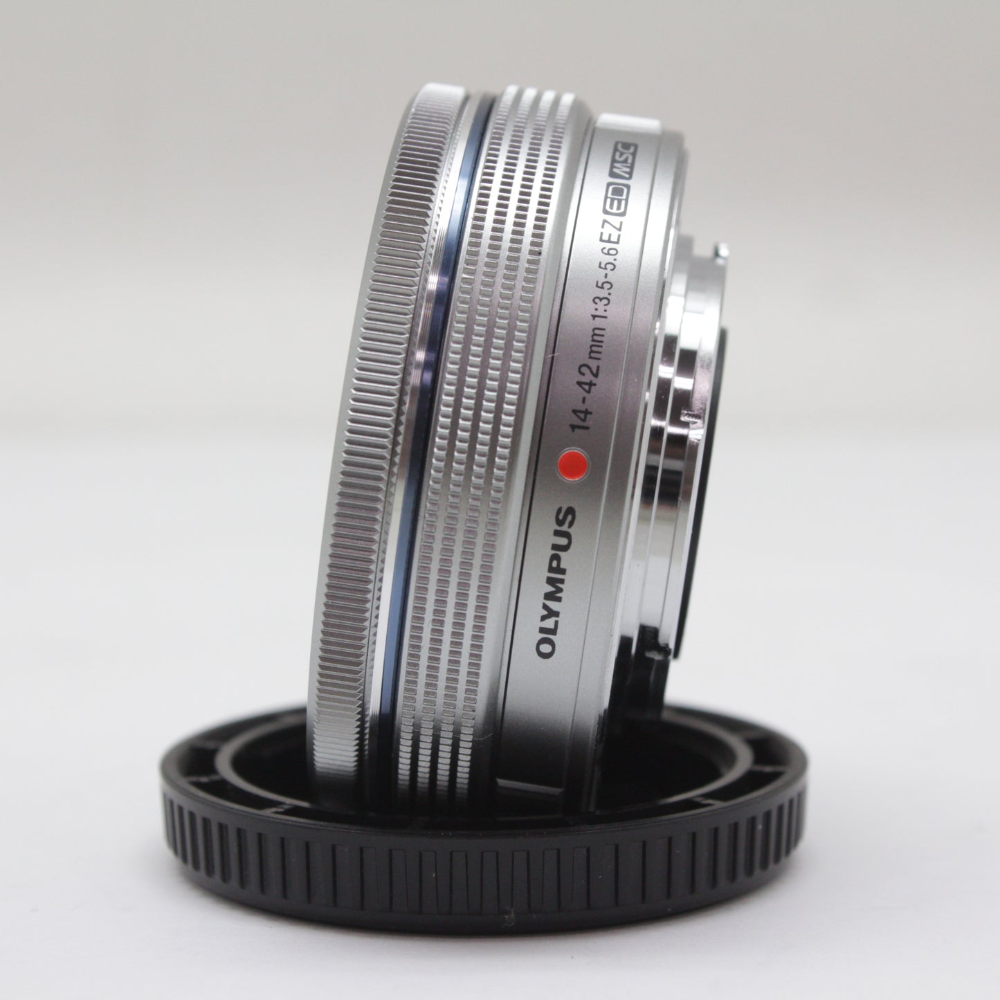 中古品 OLYMPUS M.ZUIKO 14-42mm F3.5-5.6 EZ