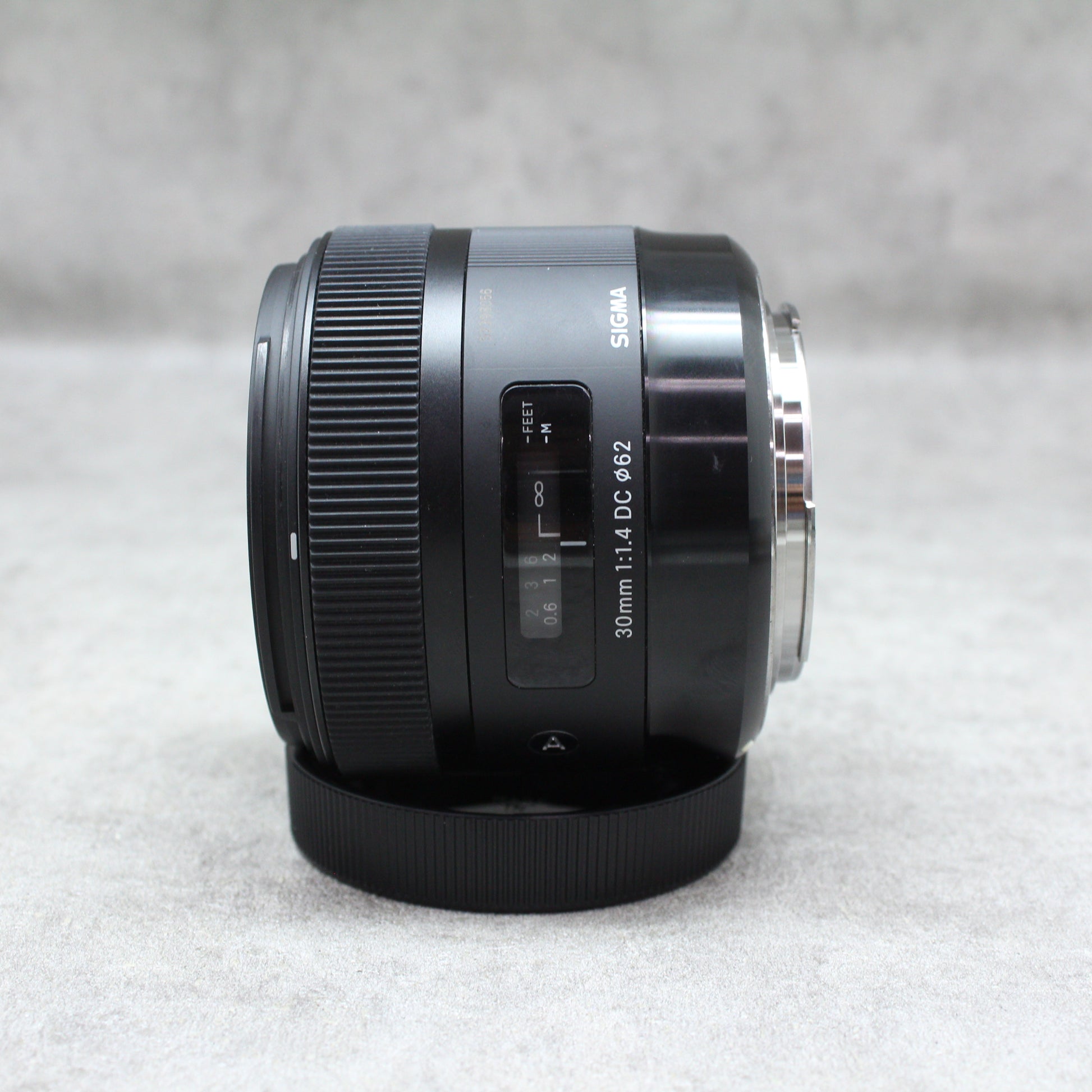 中古品 SIGMA 30mm F1.4 DC Art (EFマウント)【9月2日(土)のYouTube生