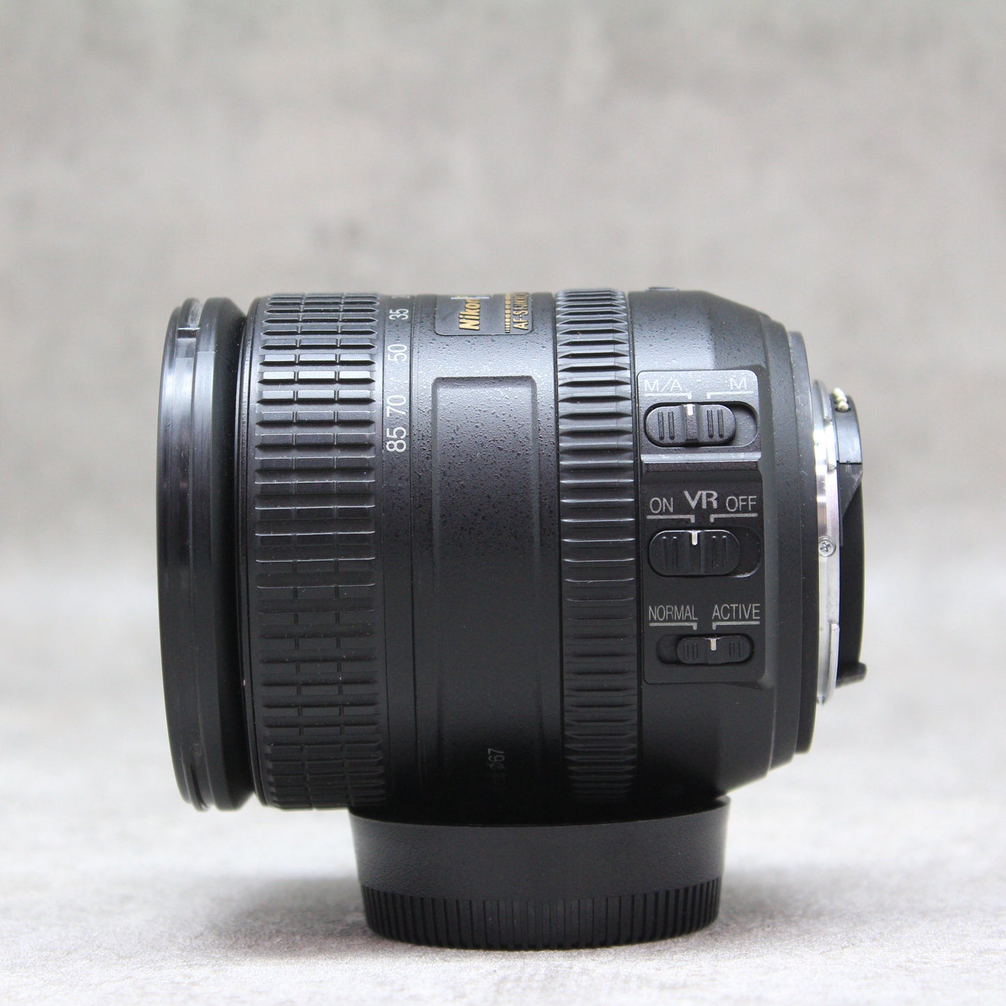 中古品 Nikon AF-S DX NIKKOR 16-85mm F3.5-5.6G ED VR 【YouTube生配信でご紹介】