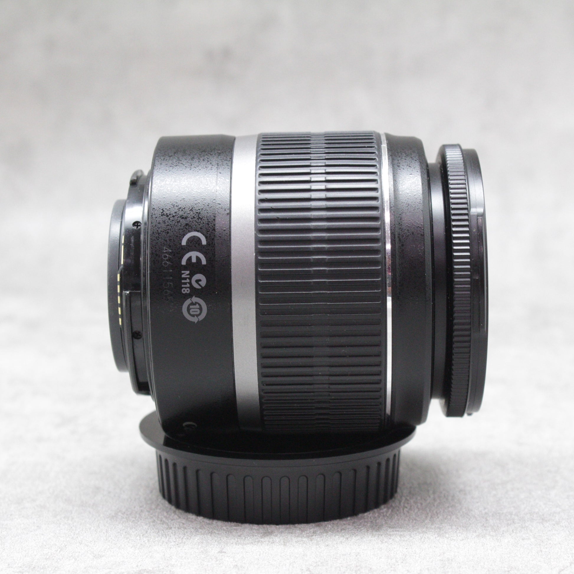 中古品 Canon EF-S 18-55mm F3.5-5.6 IS 【10月7日(土) youtube生配信でご紹介】