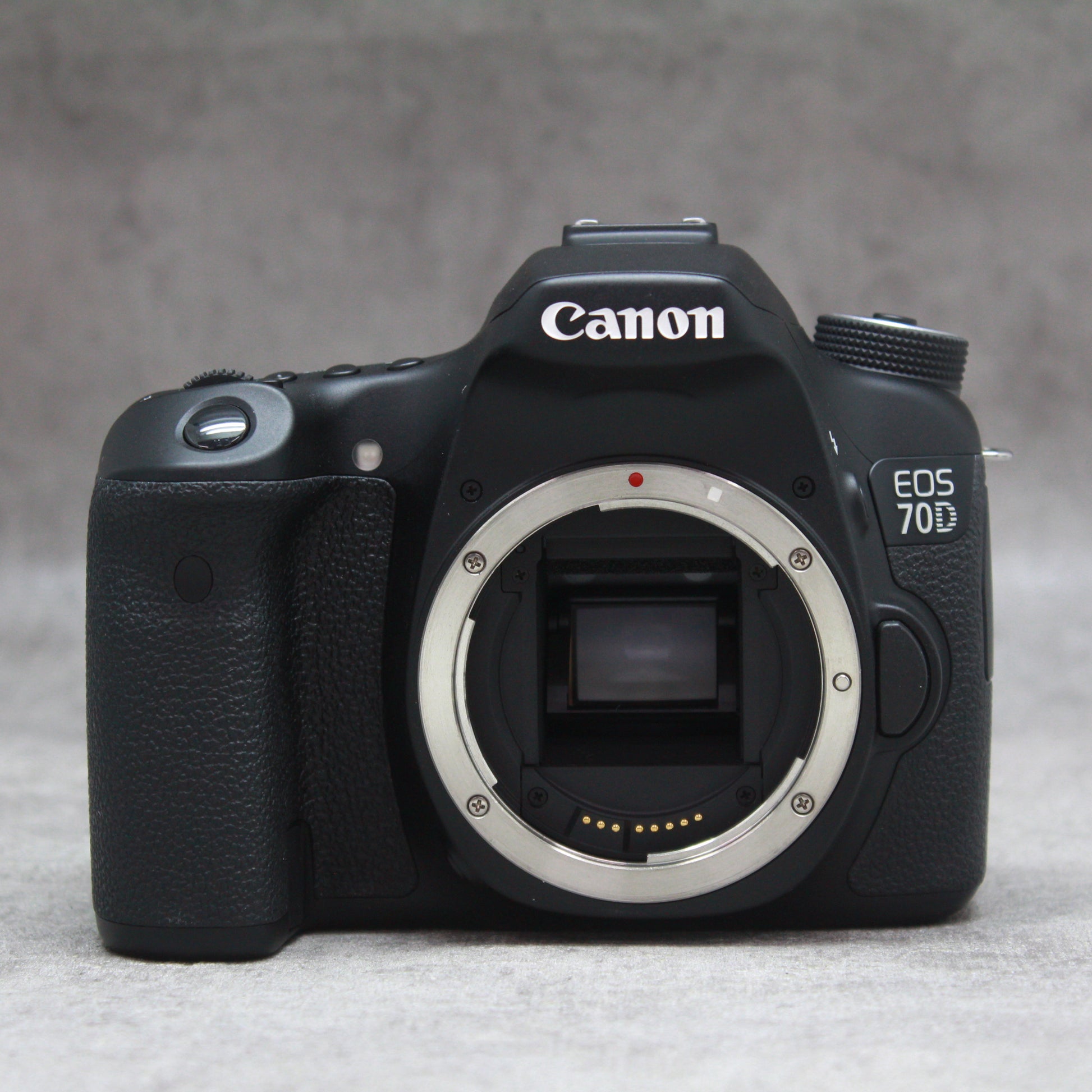 CanonキャノンEOS70D完全ジャンクボディーのみ