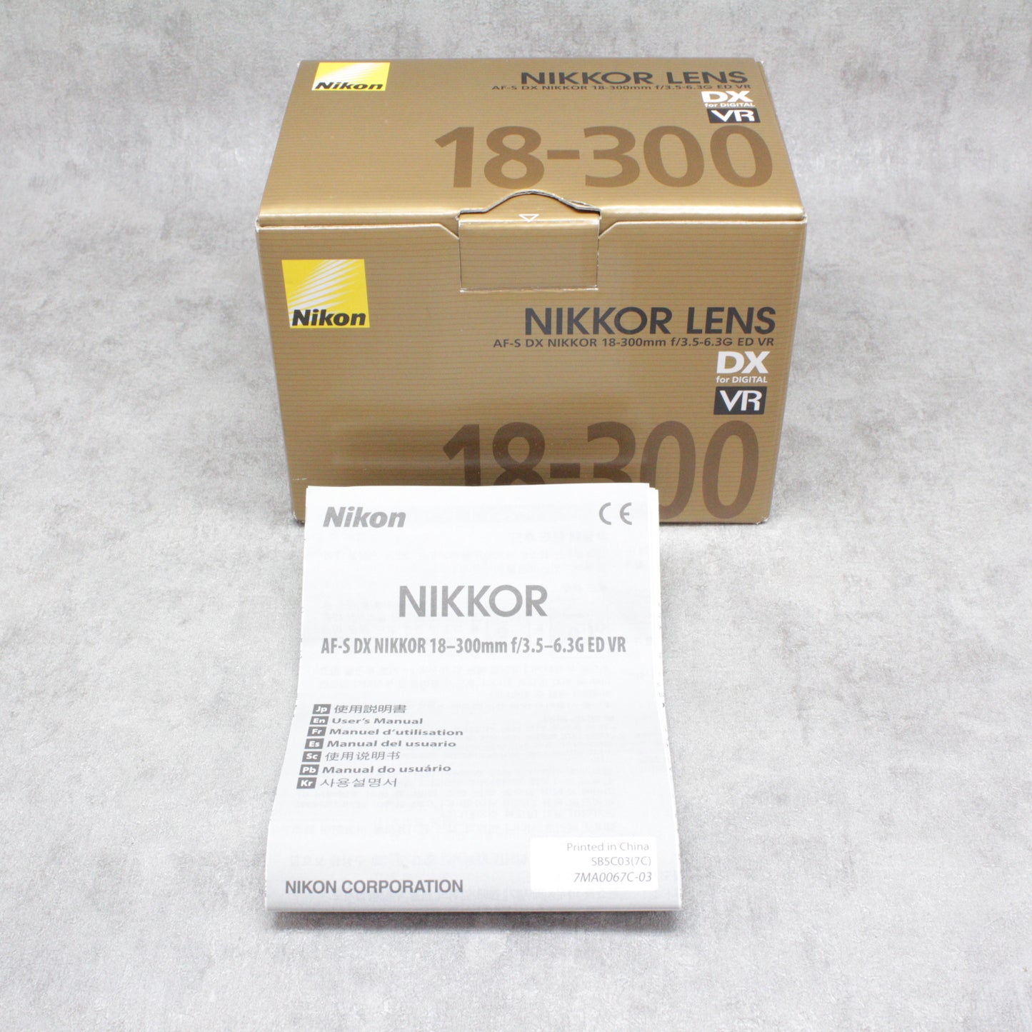 中古品 Nikon AF-S DX NIKKOR 18-300mm F3.5-6.3 G ED VR【10月21日(土) youtube生配信でご紹介】