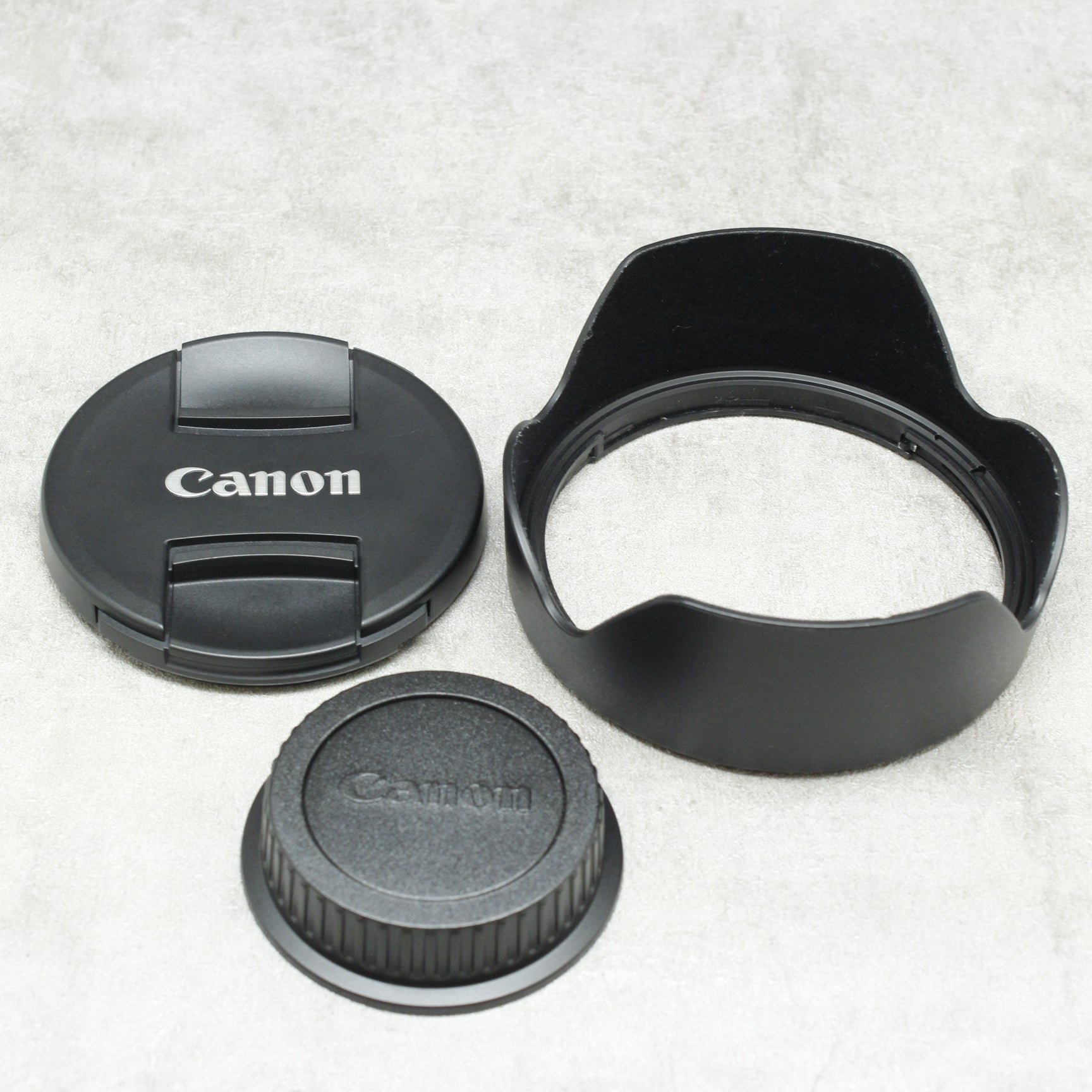 中古品 Canon EF 24-70mm F2.8L II USM【6月20日(火)のYouTube生配信でご紹介】