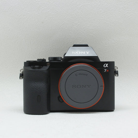 中古品 SONY α7R ミラーレスボディ【3月1日(土)Youtube生配信でご紹介】