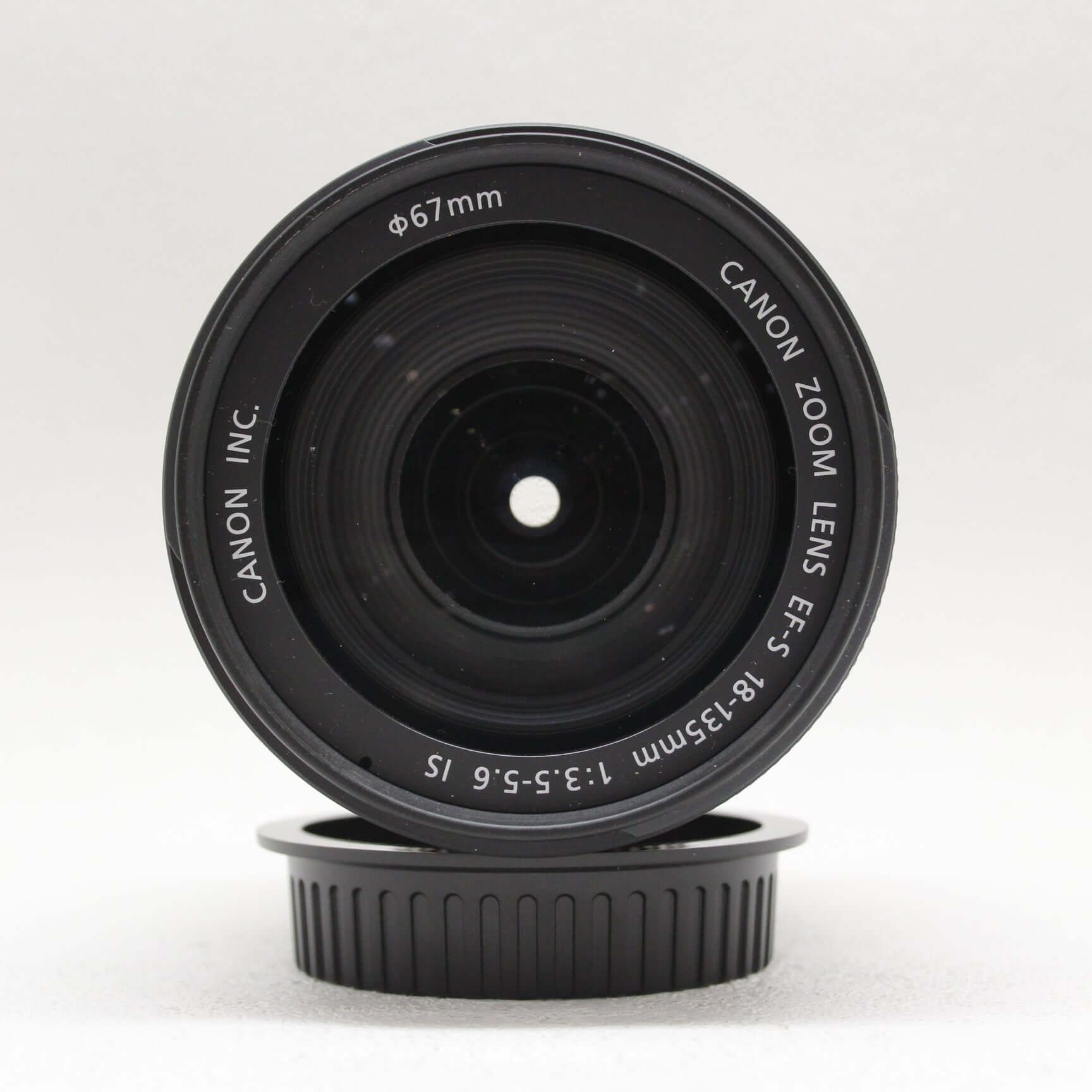 中古品 Canon EF-S 18-135mm F3.5-5.6IS