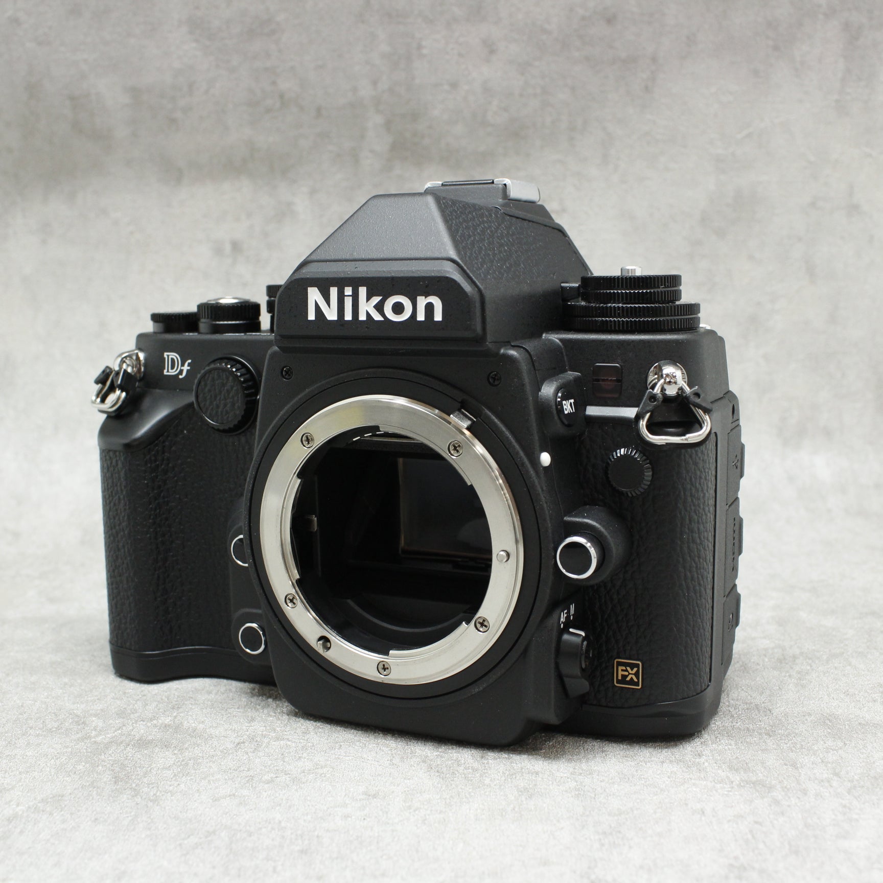 中古品 Nikon Dfボディ (BK)【7月1日(土)のYouTube生配信で