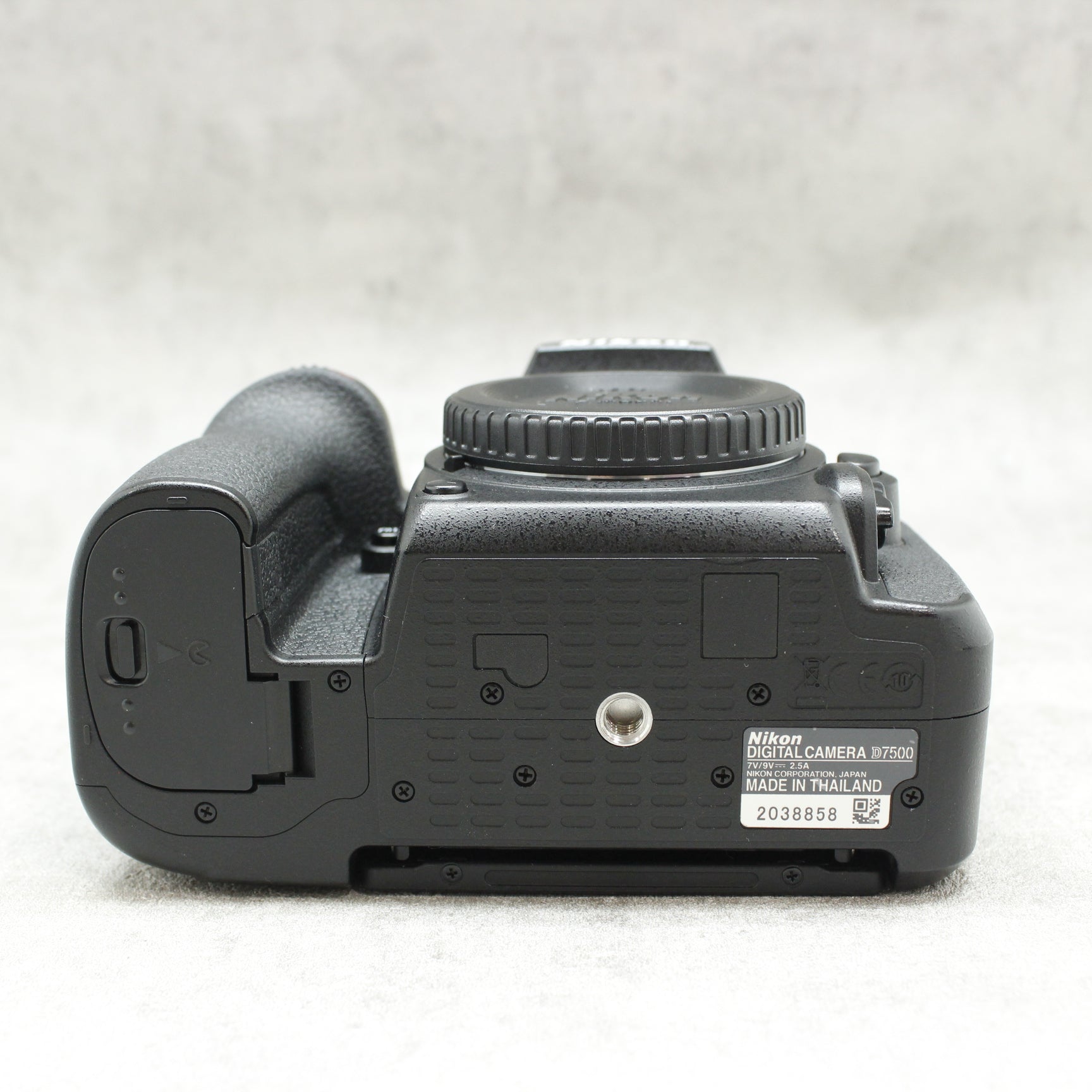 中古品 Nikon D7500 18-140mm VR レンズキット【7月15日(土)のYouTube