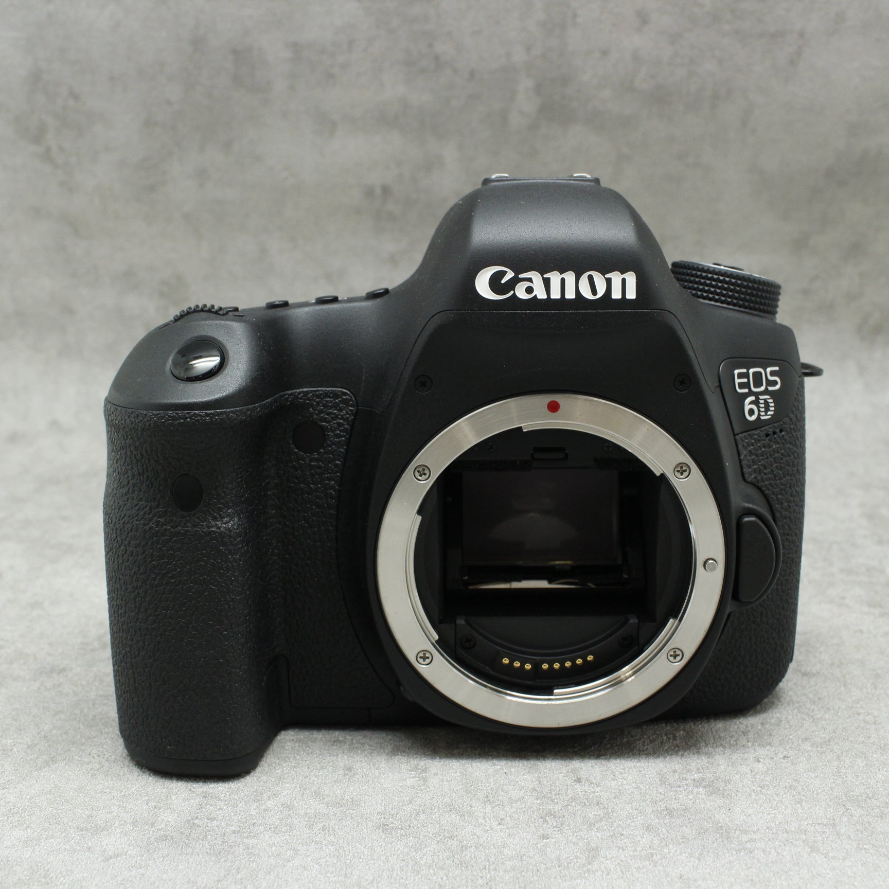 中古品 Canon EOS6D EF24-105mm F4L IS USM レンズキット ☆6月4日(
