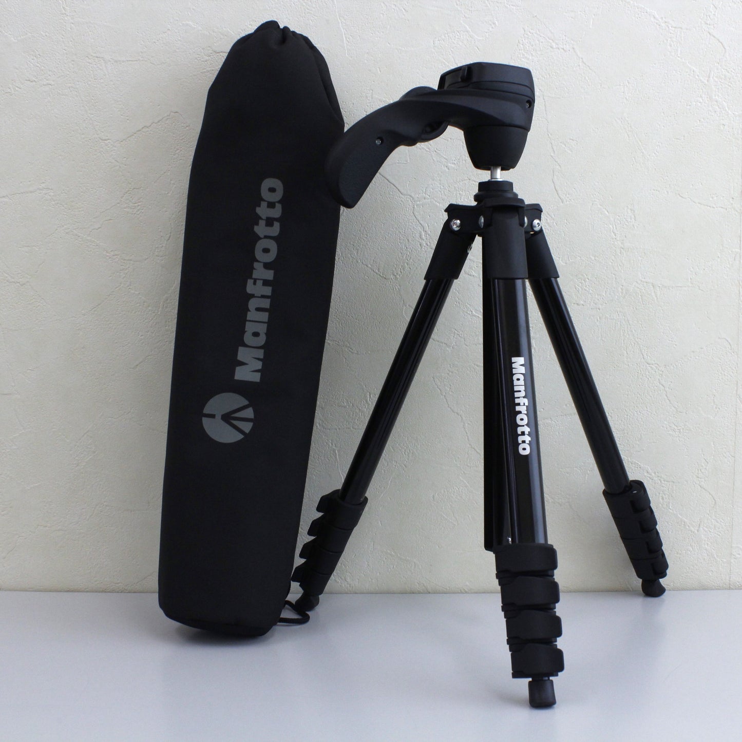 中古 Manfrotto MK Compaction-BK 【9月23日(火) YouTube生配信でご紹介】