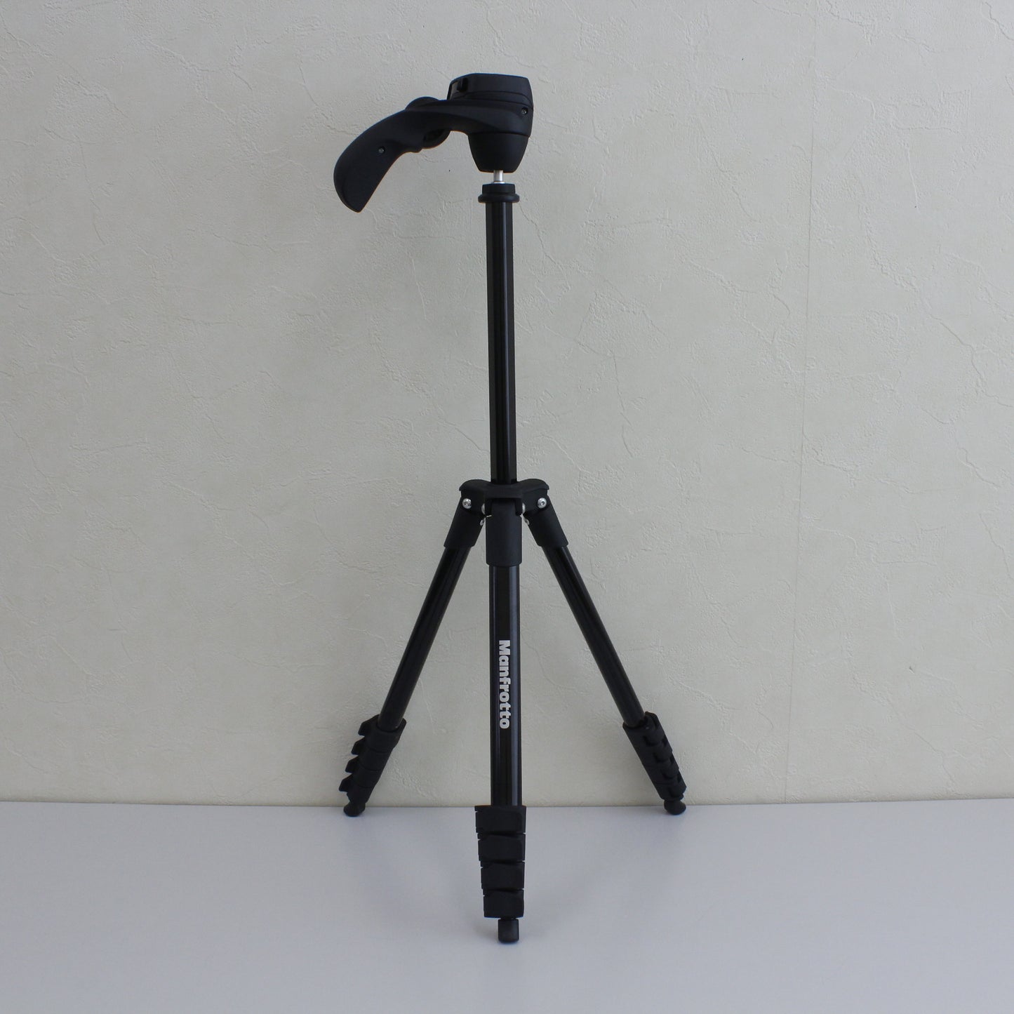 中古 Manfrotto MK Compaction-BK 【9月23日(火) YouTube生配信でご紹介】
