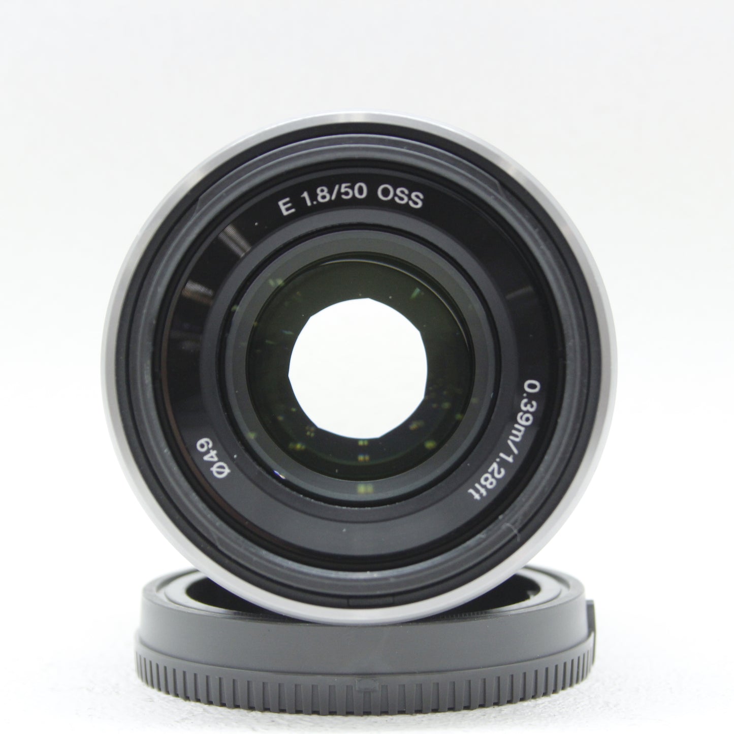 中古品 SONY E 50/1.8 OSS ｼﾙﾊﾞｰ SEL50F18　