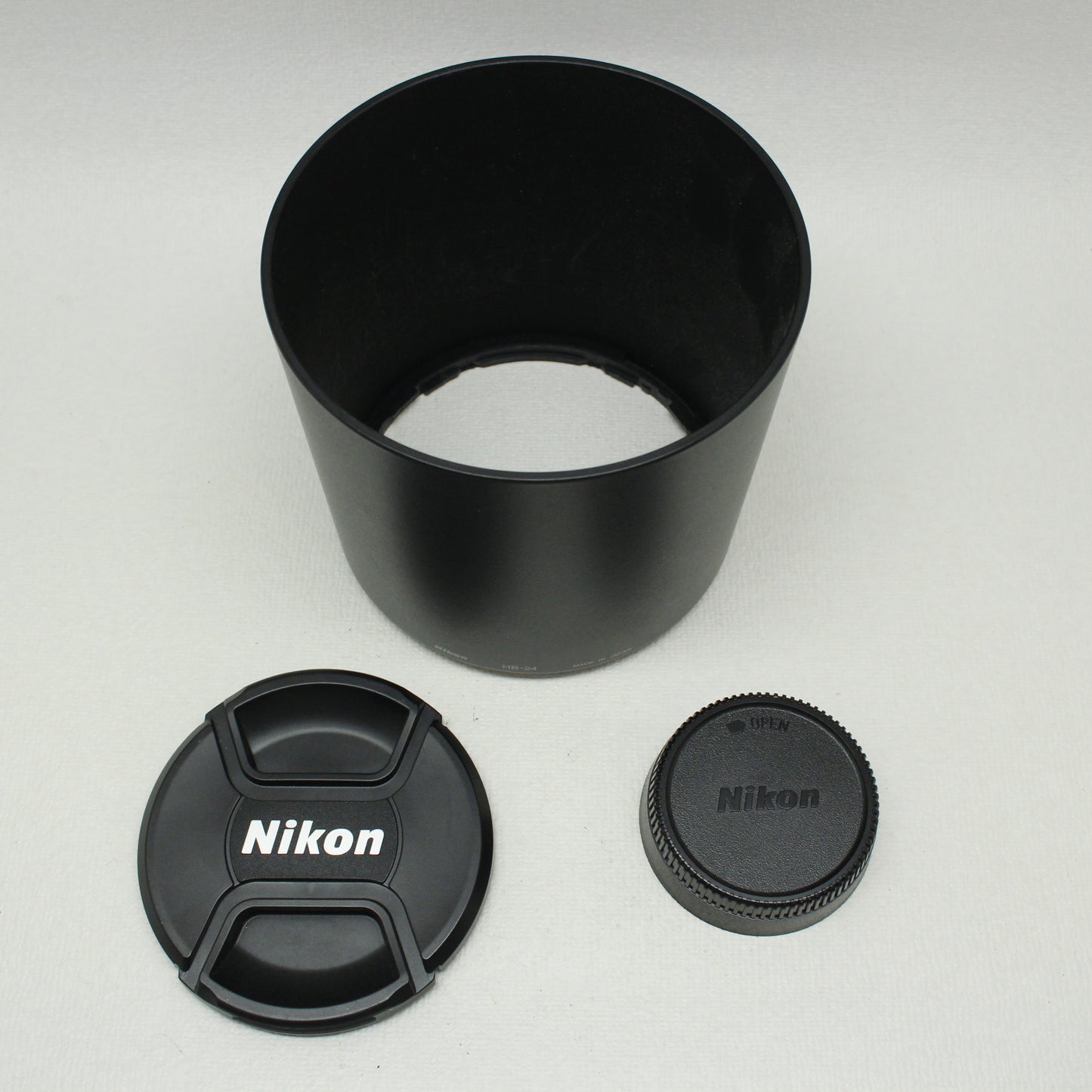 中古品  Nikon AF VR NIKKOR 80-400mm F4.5-5.6 D 【10月1日(火)youtube生配信でご紹介】