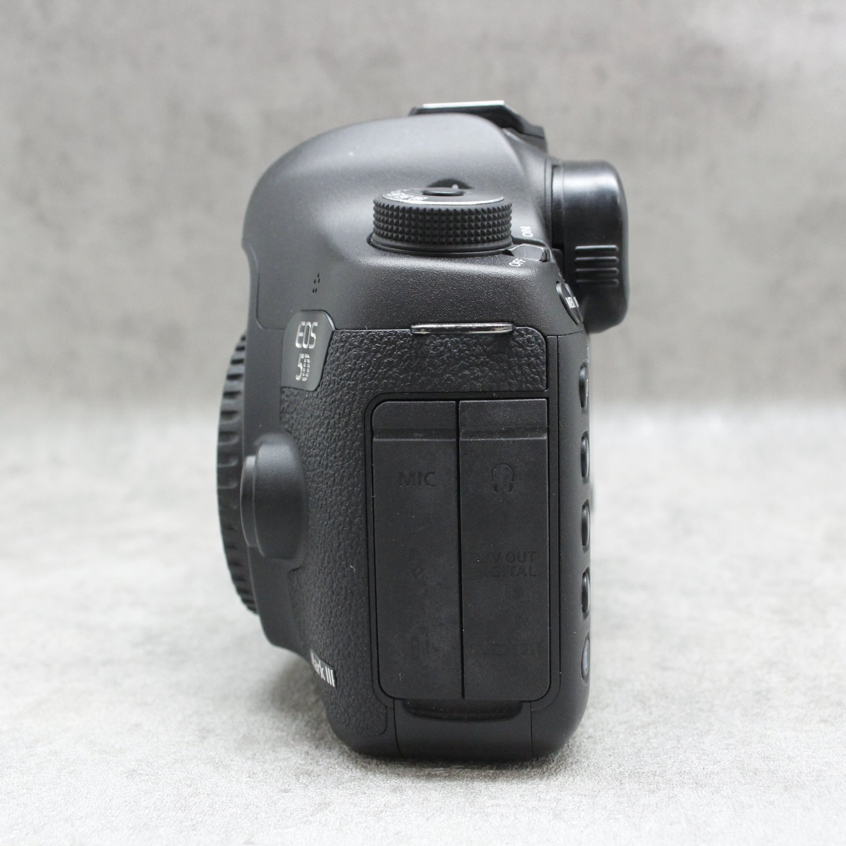 中古品 Canon EOS 5D MarkIII ボディ【7月25日(火)のYouTube生配信でご