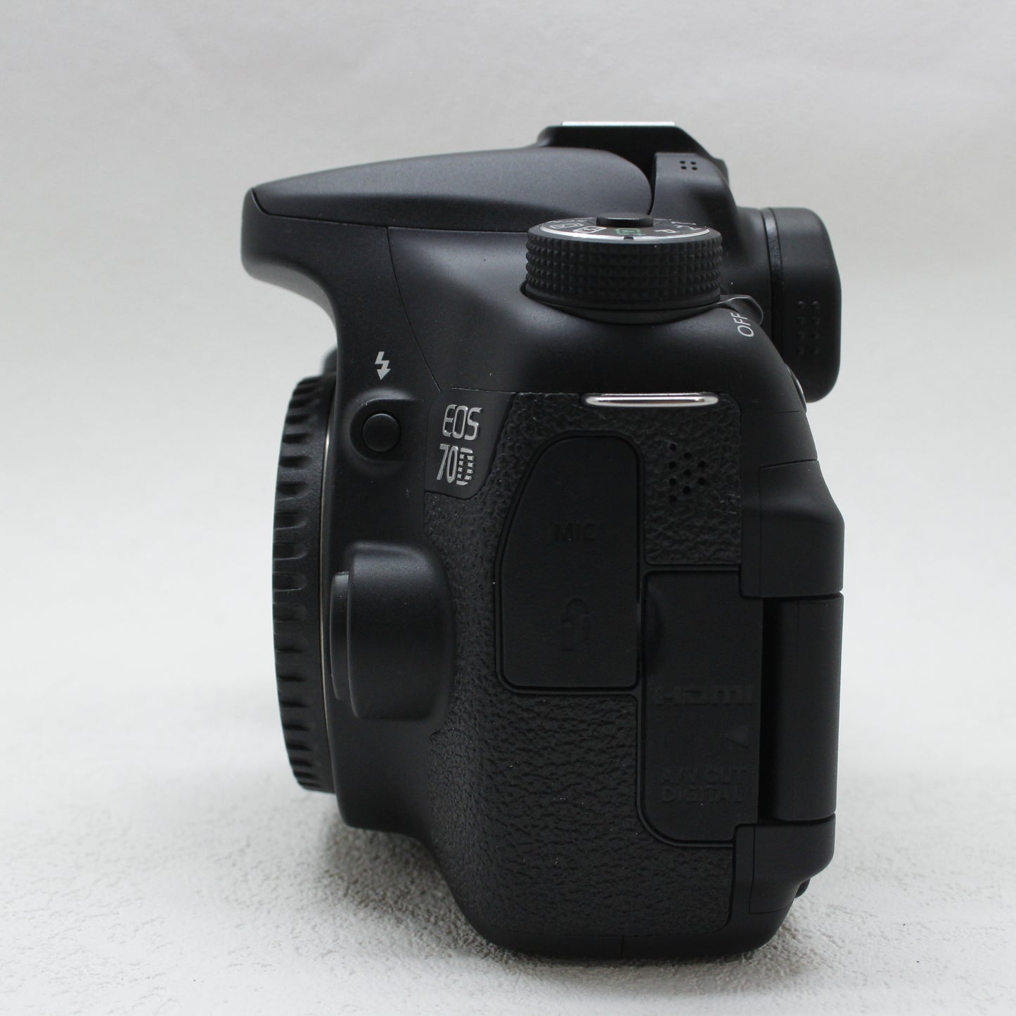 中古品 Canon EOS 70D ボディ