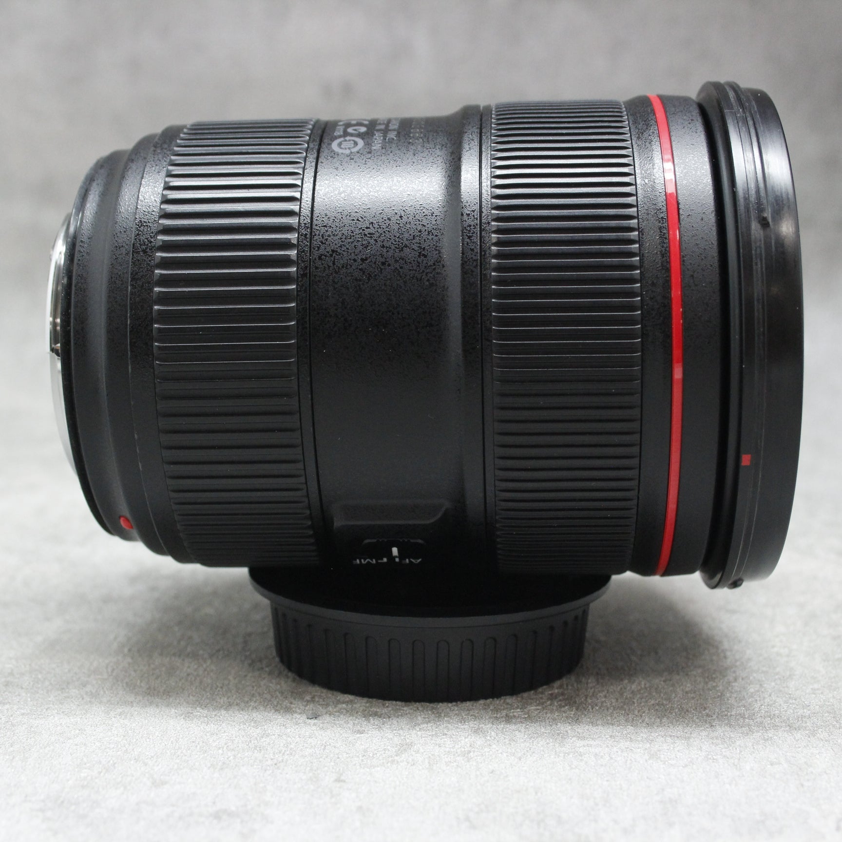 良品　Canon EF24-70F2.8L II USMレンズフード