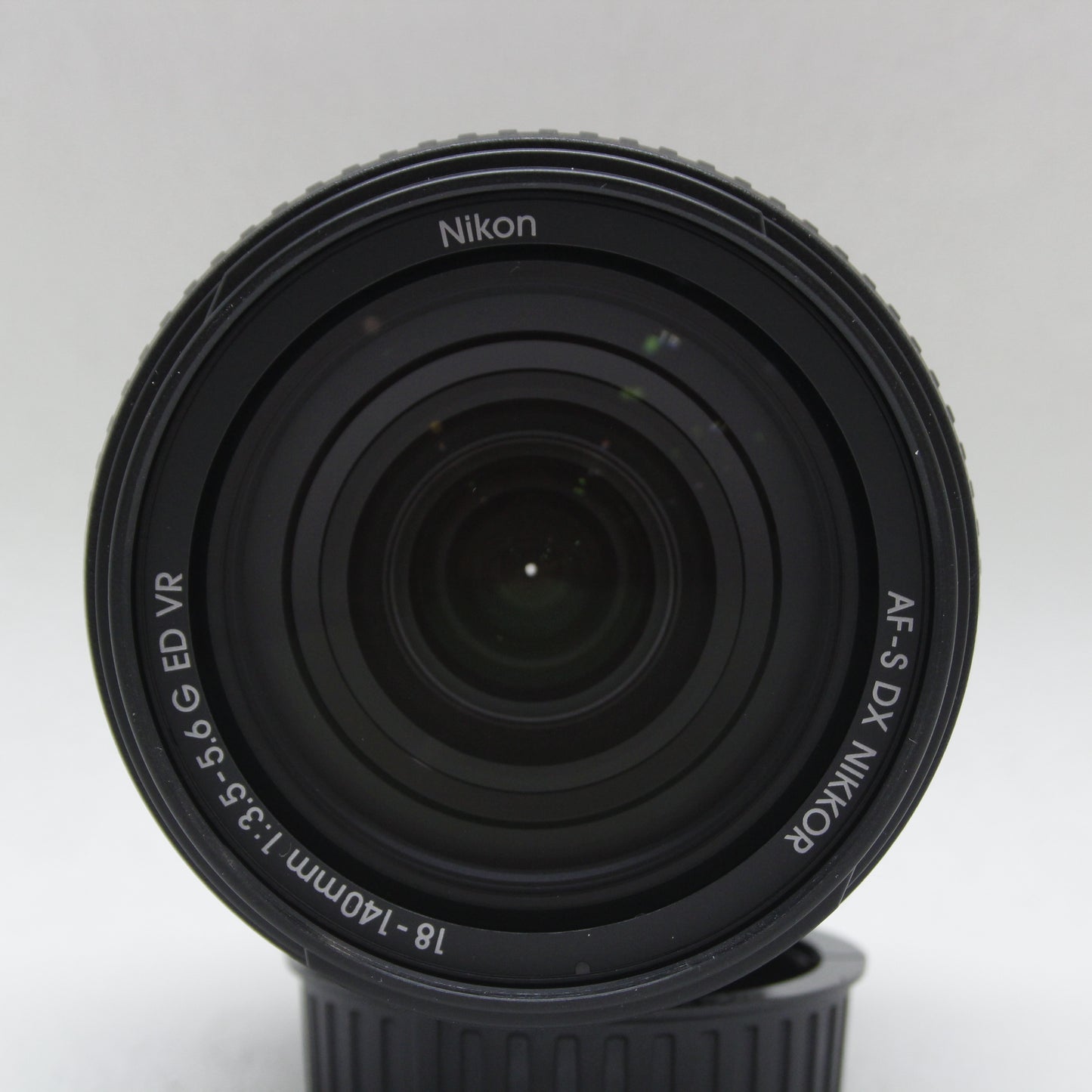 中古 Nikon AF-S DX 18-140mm F3.5-5.6G ED VR