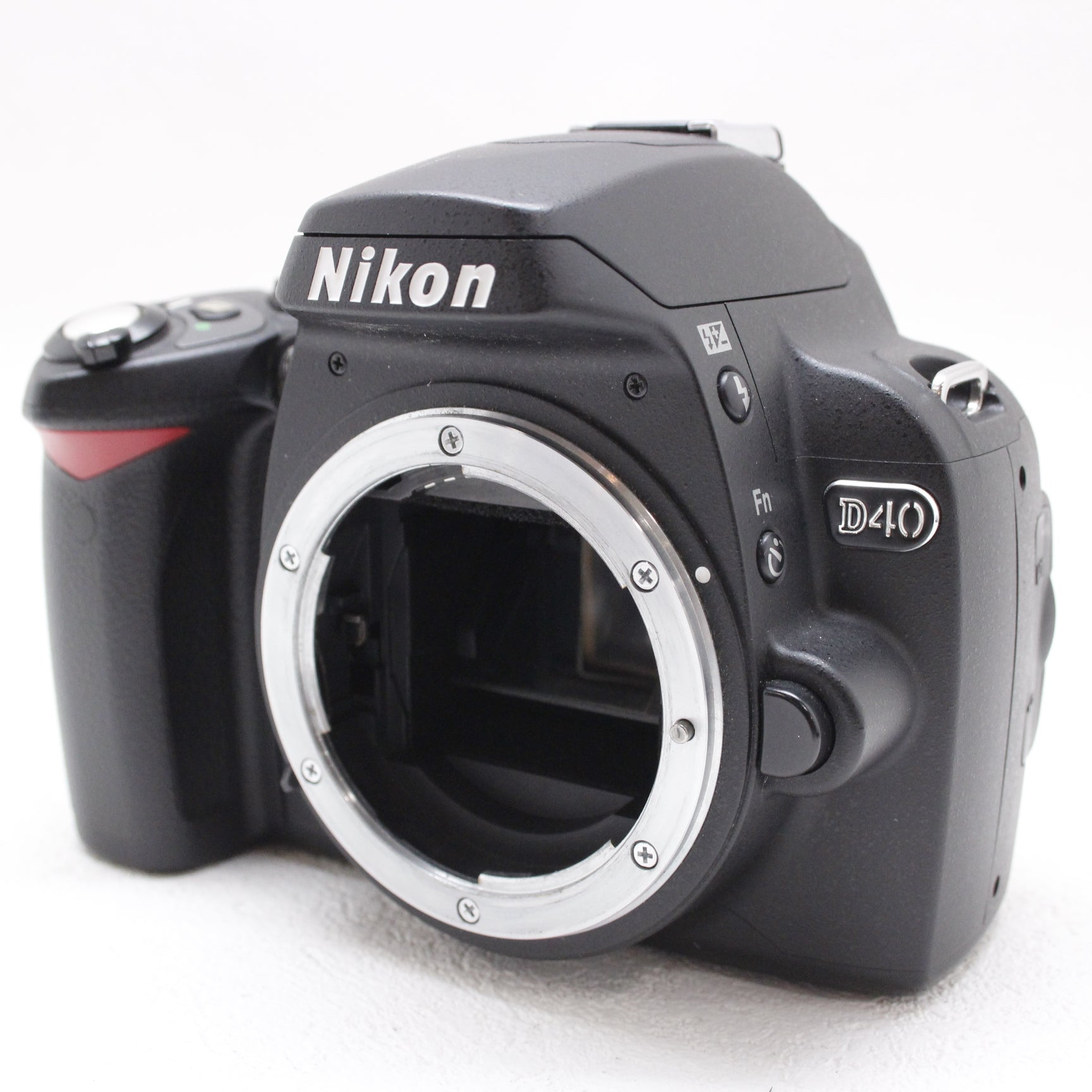 中古品 Nikon D40 ボディ ☆12月31日(日)カウントダウン生配信でご