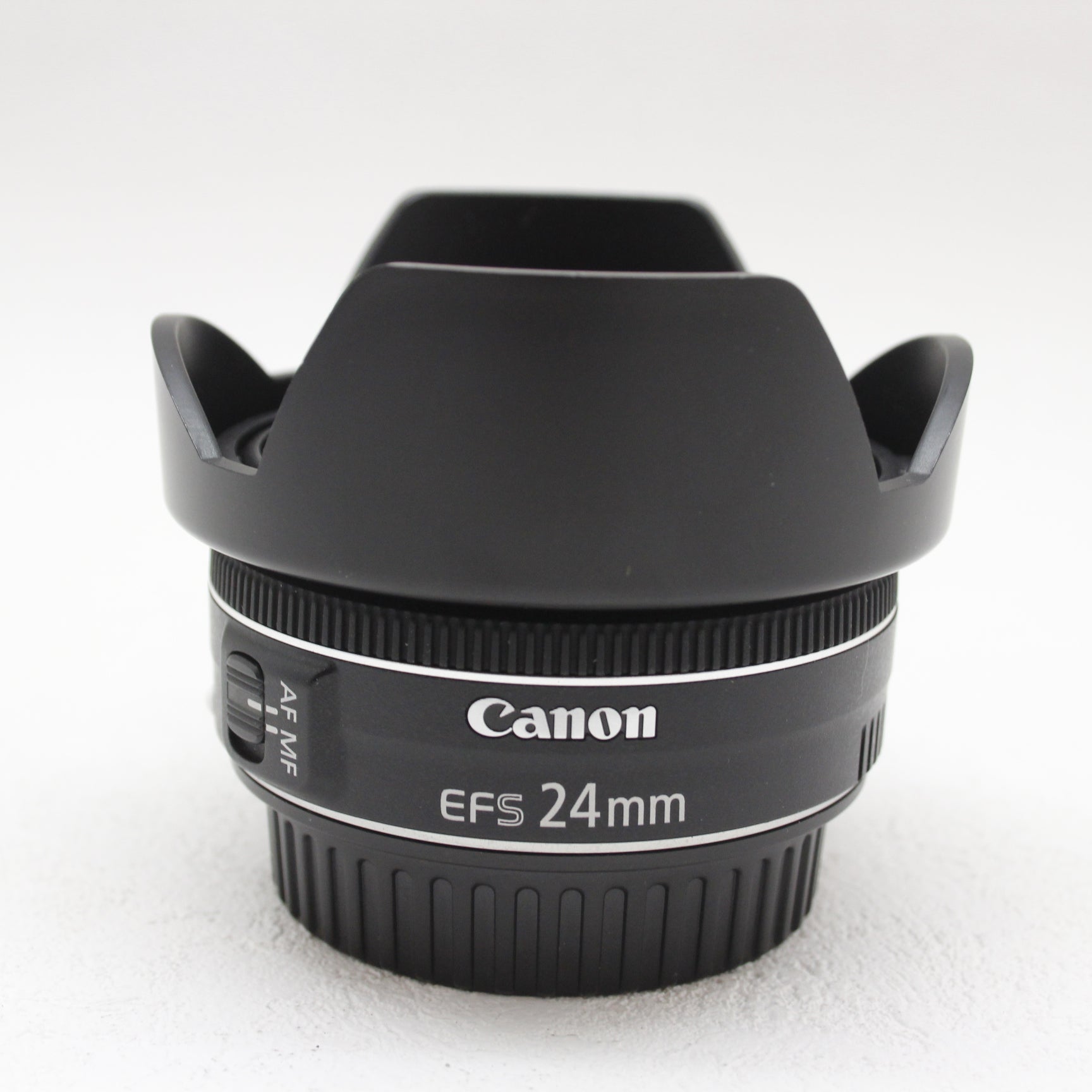 中古品 Canon EF-S 24mm F2.8 STM ☆12月7日(木)のYouTube生配信でご 