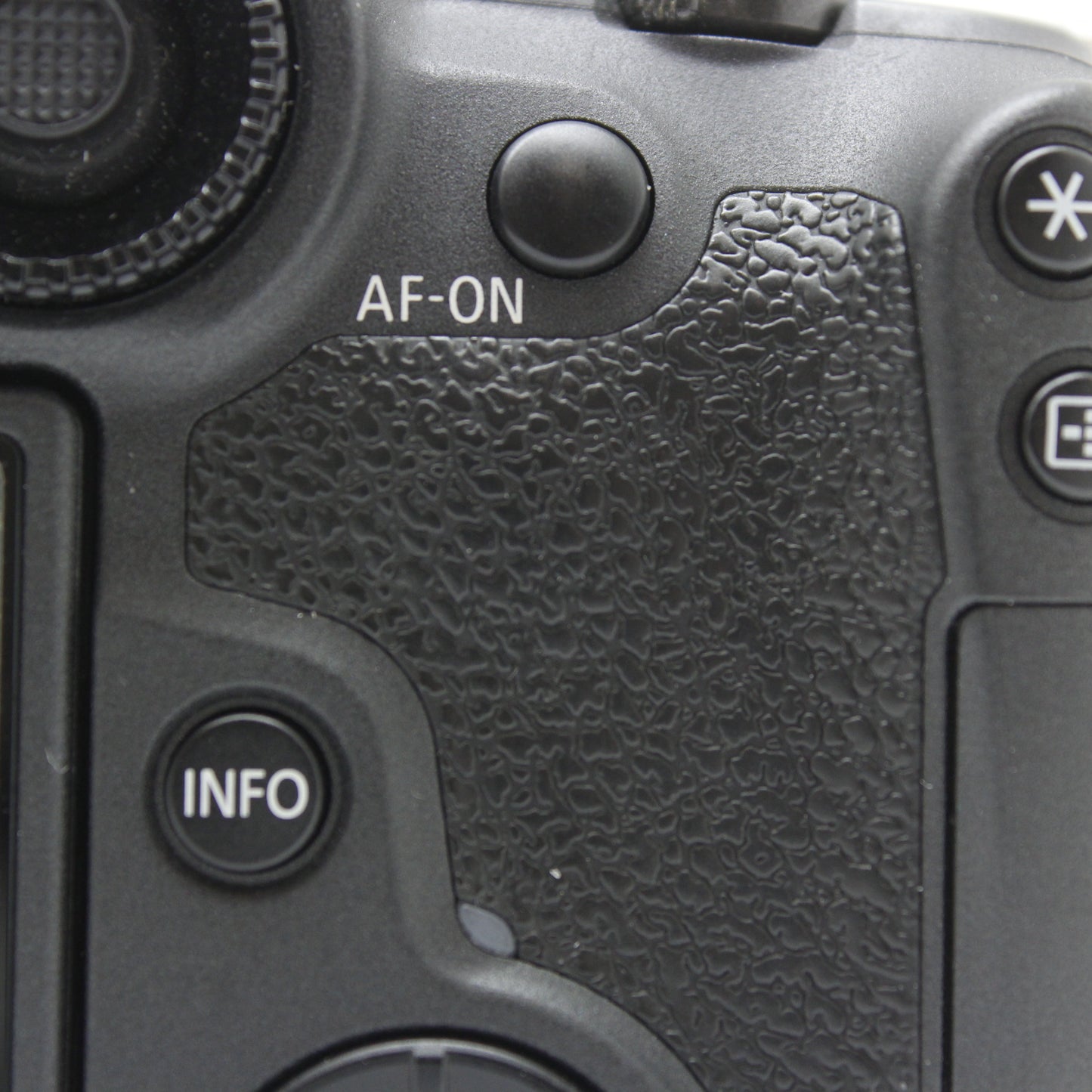 中古 Canon EOS R7 ボディ　【8月30日(土) YouTube生配信でご紹介】