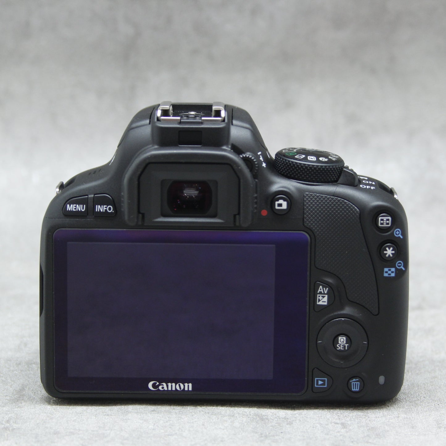 デジタル一眼Canon EOS Kiss X7 ダブルズームキット 値下げ交渉Ｏおまけつき