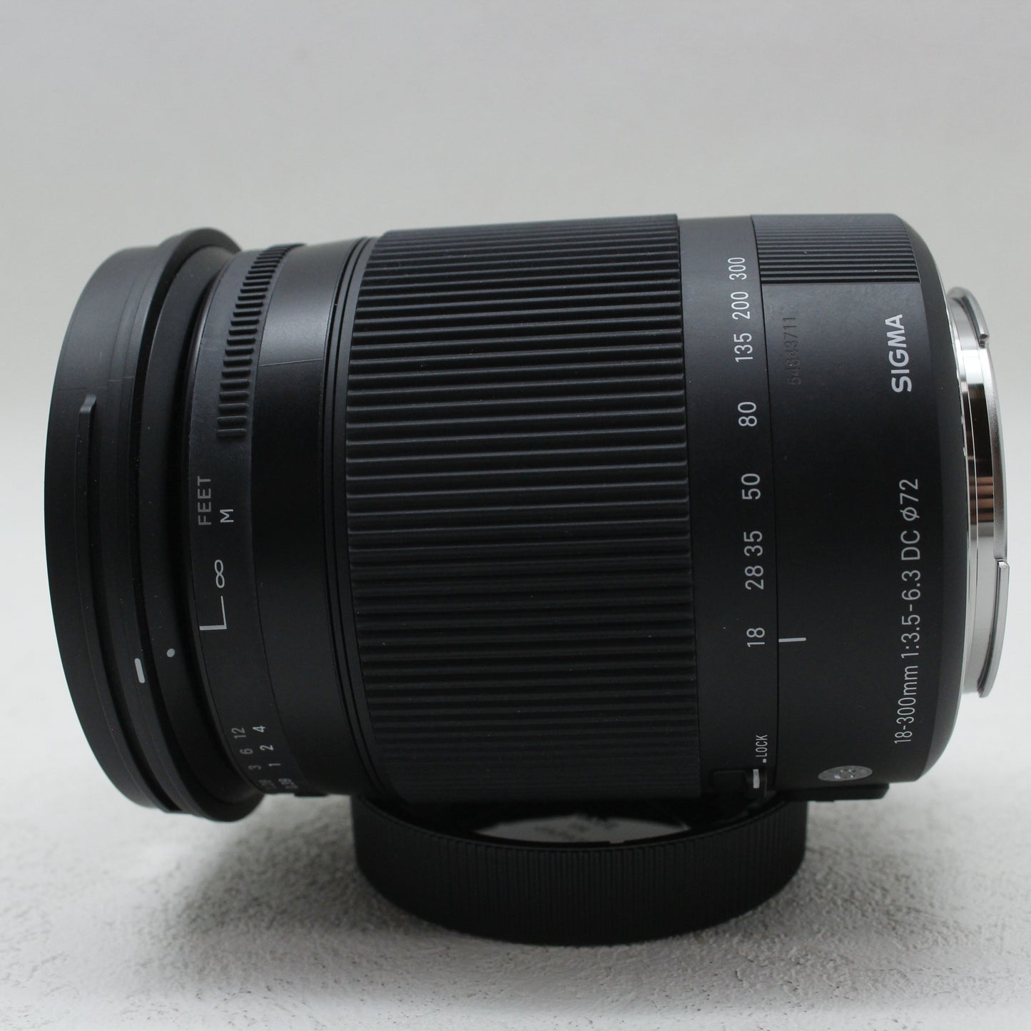 中古品 SIGMA 18-300mm F3.5-6.3 DC MACRO (Canon用) 【3月11日(火)Youtube生配信でご紹介】