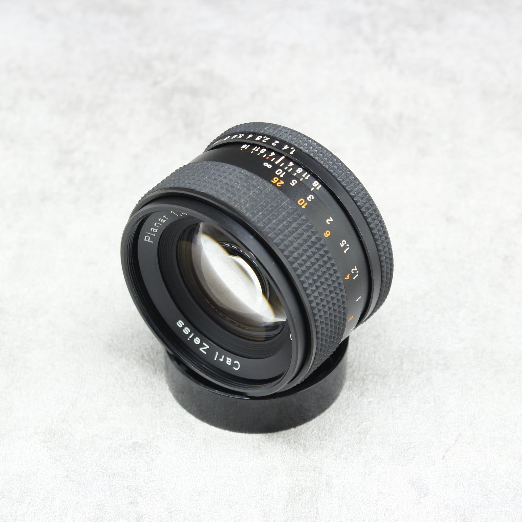 中古品 CONTAX Carl Zeiss Planar 50mm F1.4 (AEJ)【4月29日(土)の