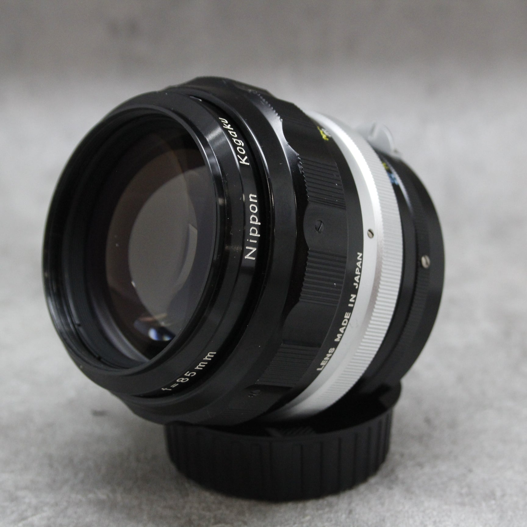 中古品 Nikon KIKKOR-H Auto 85mm F1.8 【10月28日(土) youtube生配信でご紹介】