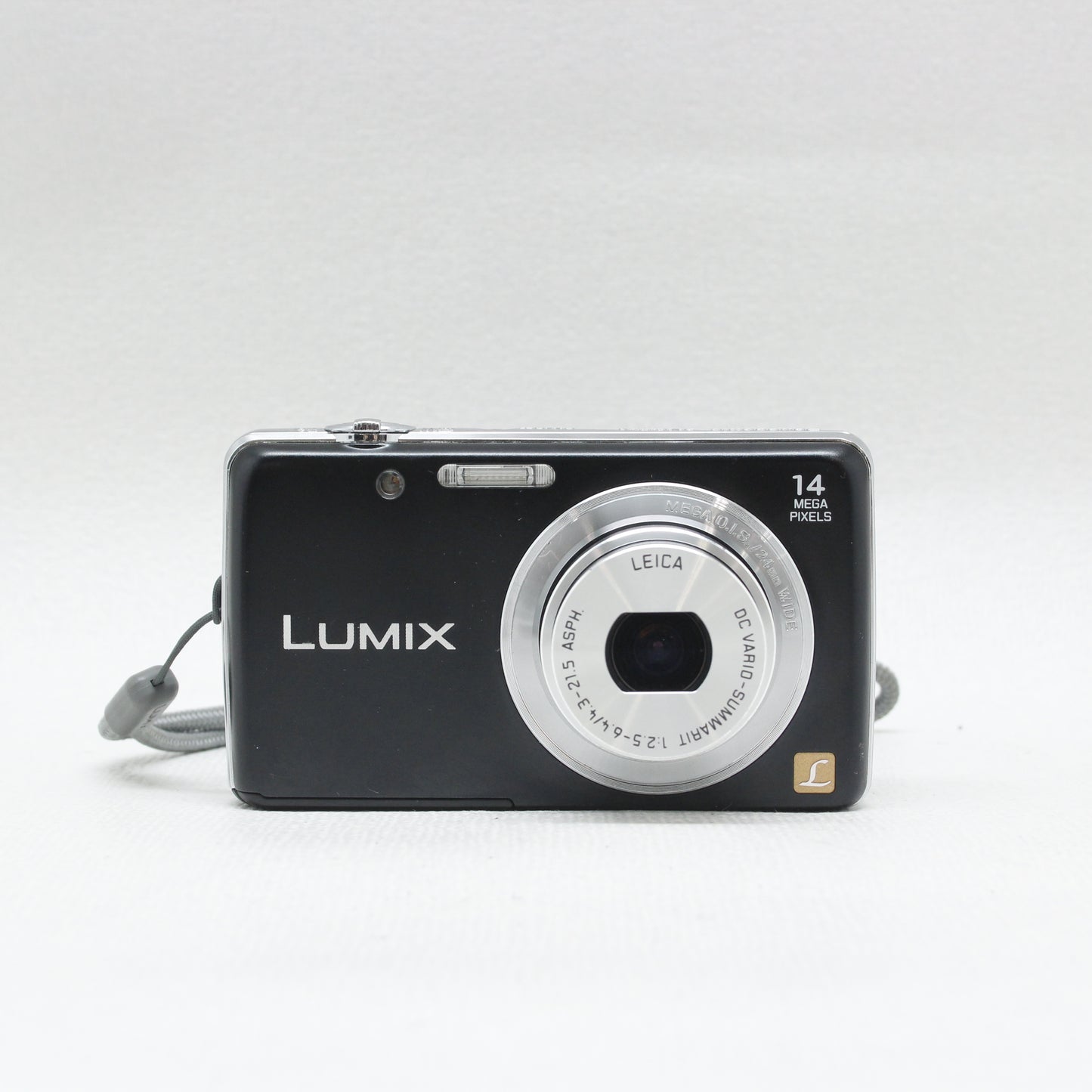 中古品 Panasonic LUMIX DMC-FH6 ブラック