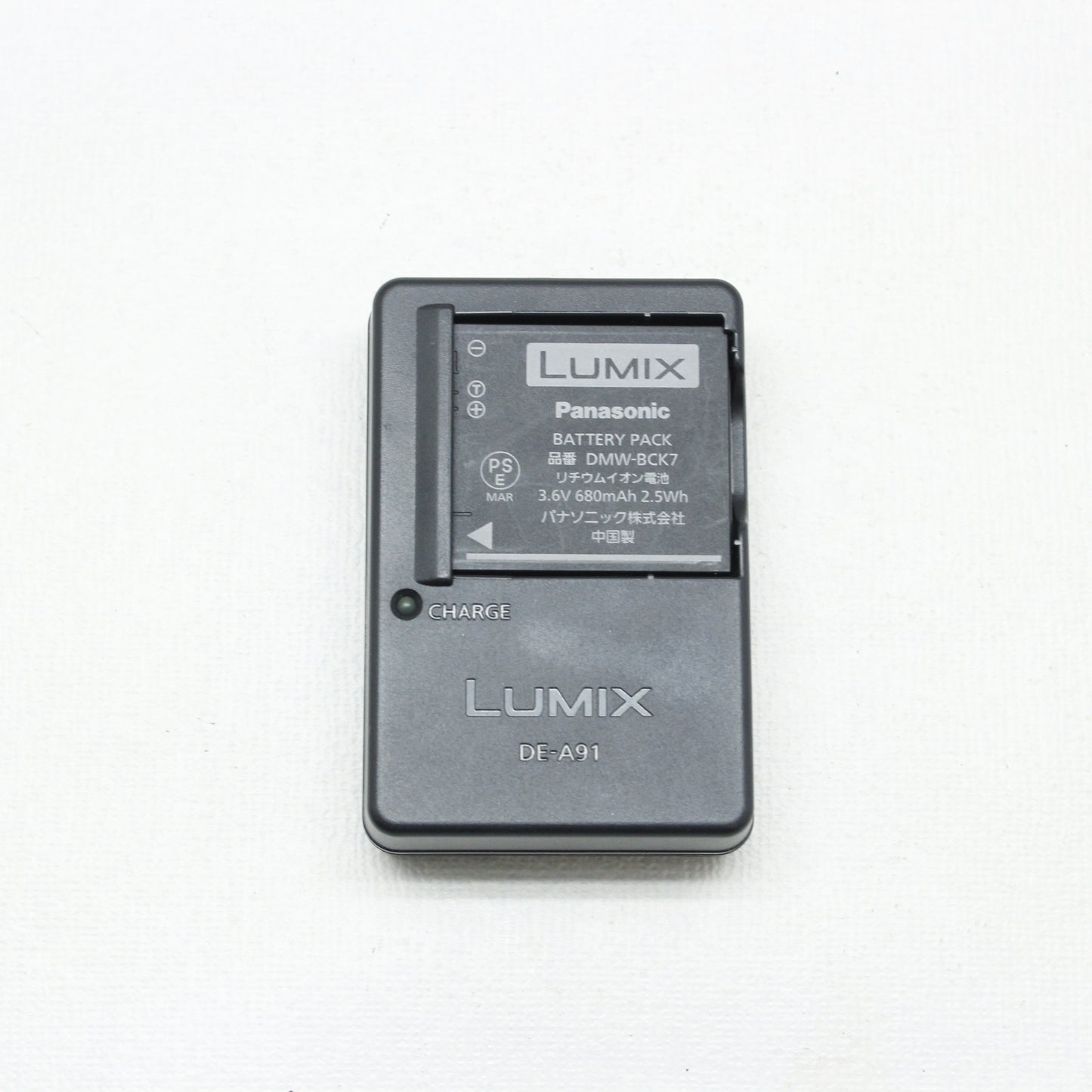 中古品 Panasonic LUMIX DMC-FH6 ブラック