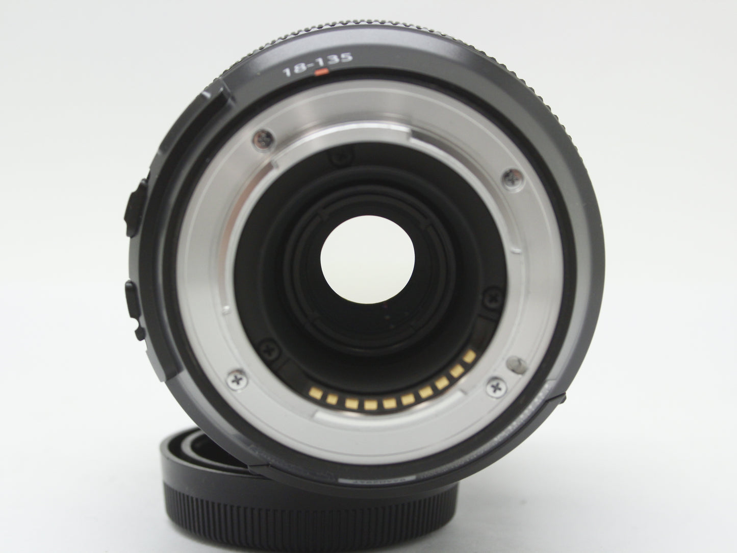 アウトレット品 フジフイルム XF18-135mm F3.5-5.6 R LM OIS WR