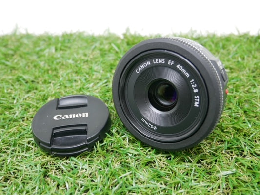 中古品 Canon EF 40mm F2.8 STM