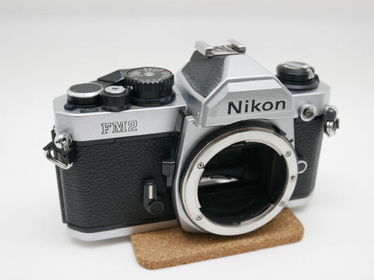 中古品 Nikon NEW FM2 シルバー