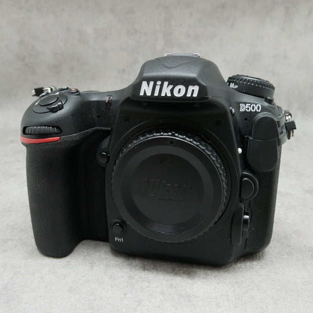 中古品 Nikon D500ボディ
