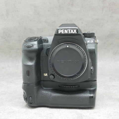 中古品 PENTAX K-3 グリップつき ボディ