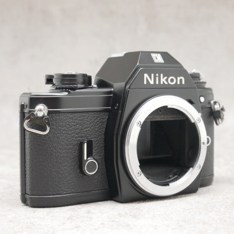 中古品 Nikon EM