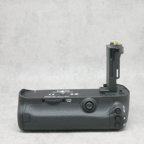 中古品 Canon BG-E11 バッテリーグリップ（５Dmar�V/5DsR/5Ds）