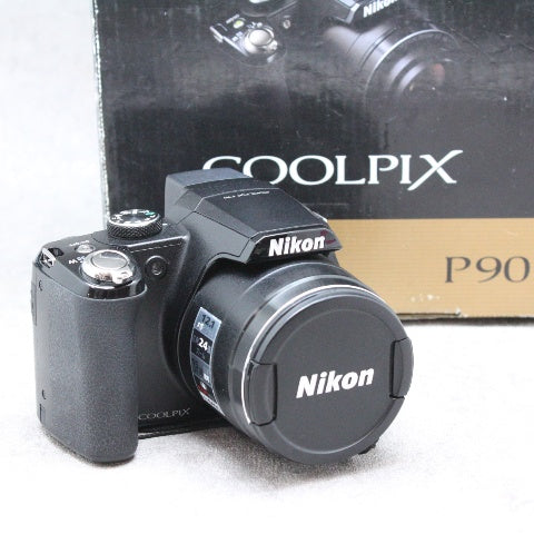 中古品 Nikon Coolpix P90