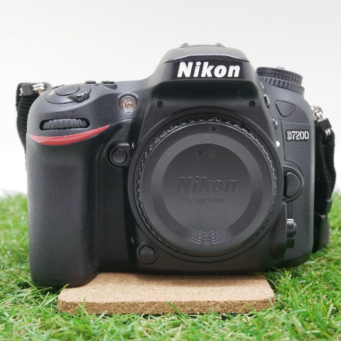 中古品 Nikon D7200 ボディ