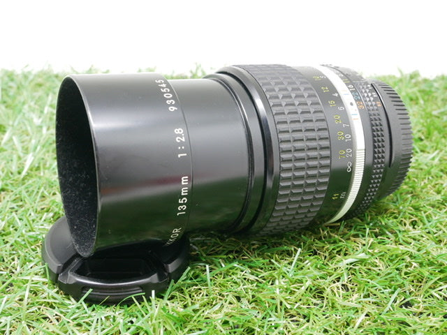 中古品 Nikon Ai-S 135�o F2,8