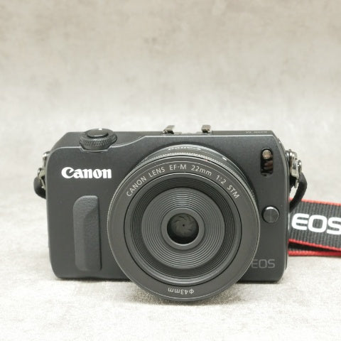 中古品 Canon EOS M EF-M22 STM レンズキット