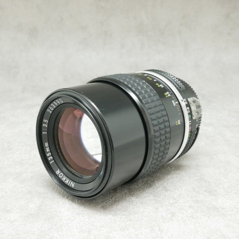 中古品 Nikon Ai NIKKOR 135mm F3.5
