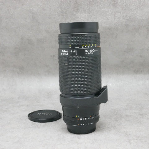 Nikon AF NIKKOR 75-300mm 1:4.5-5.6 美品