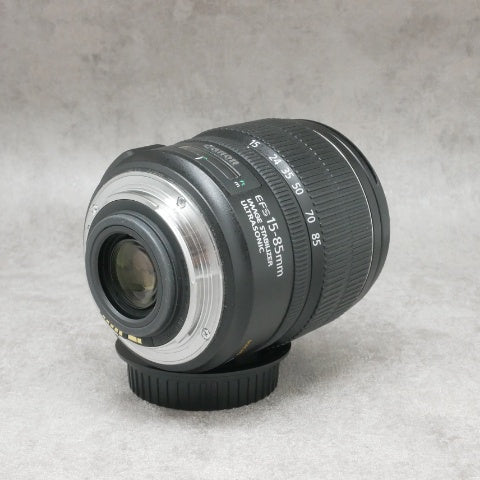 中古品 Canon EF-S 15-85mm F3.5-5.6 IS USM