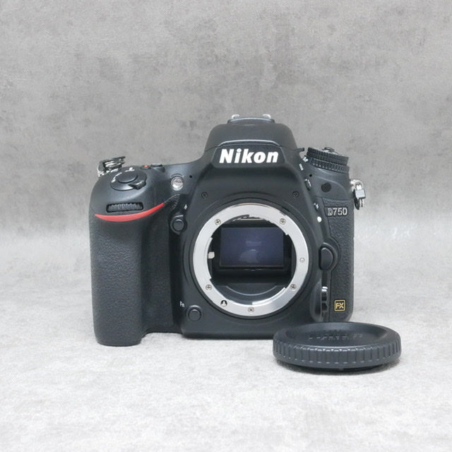 ゲリラ生配信 中古品 Nikon D750ボディ